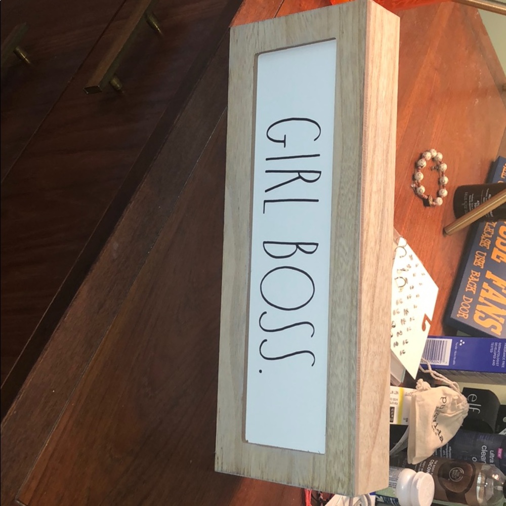 GIRL BOSS desk sign